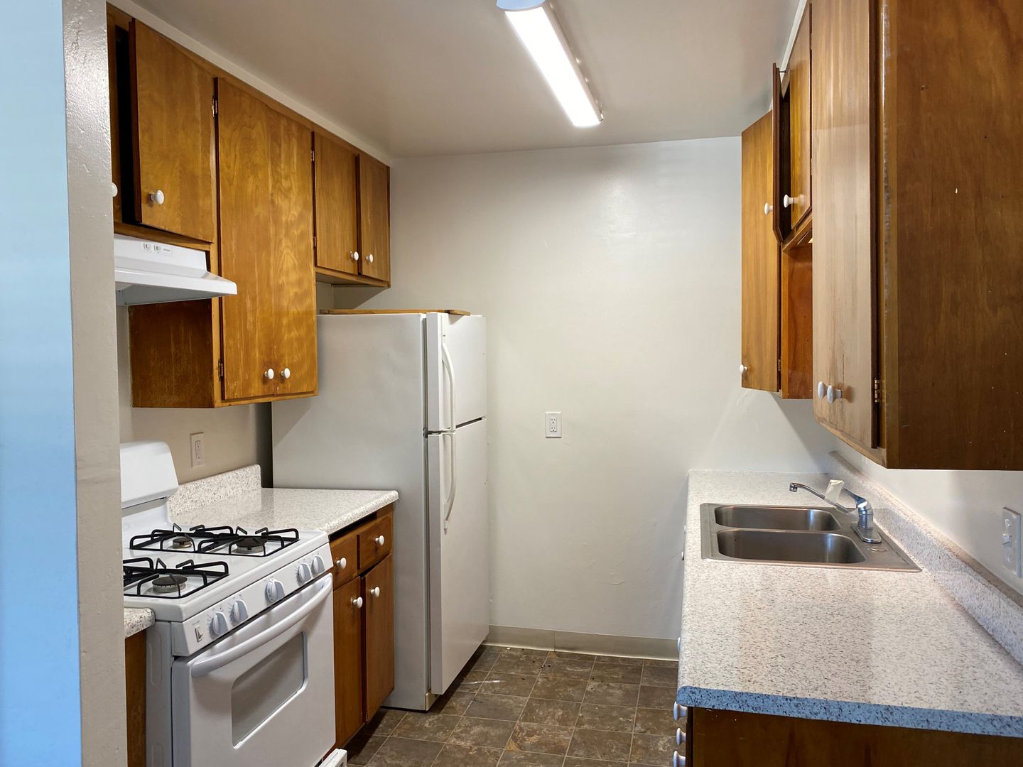 El Cajon Apartment: 336 Claydelle Avenue - Unit 10