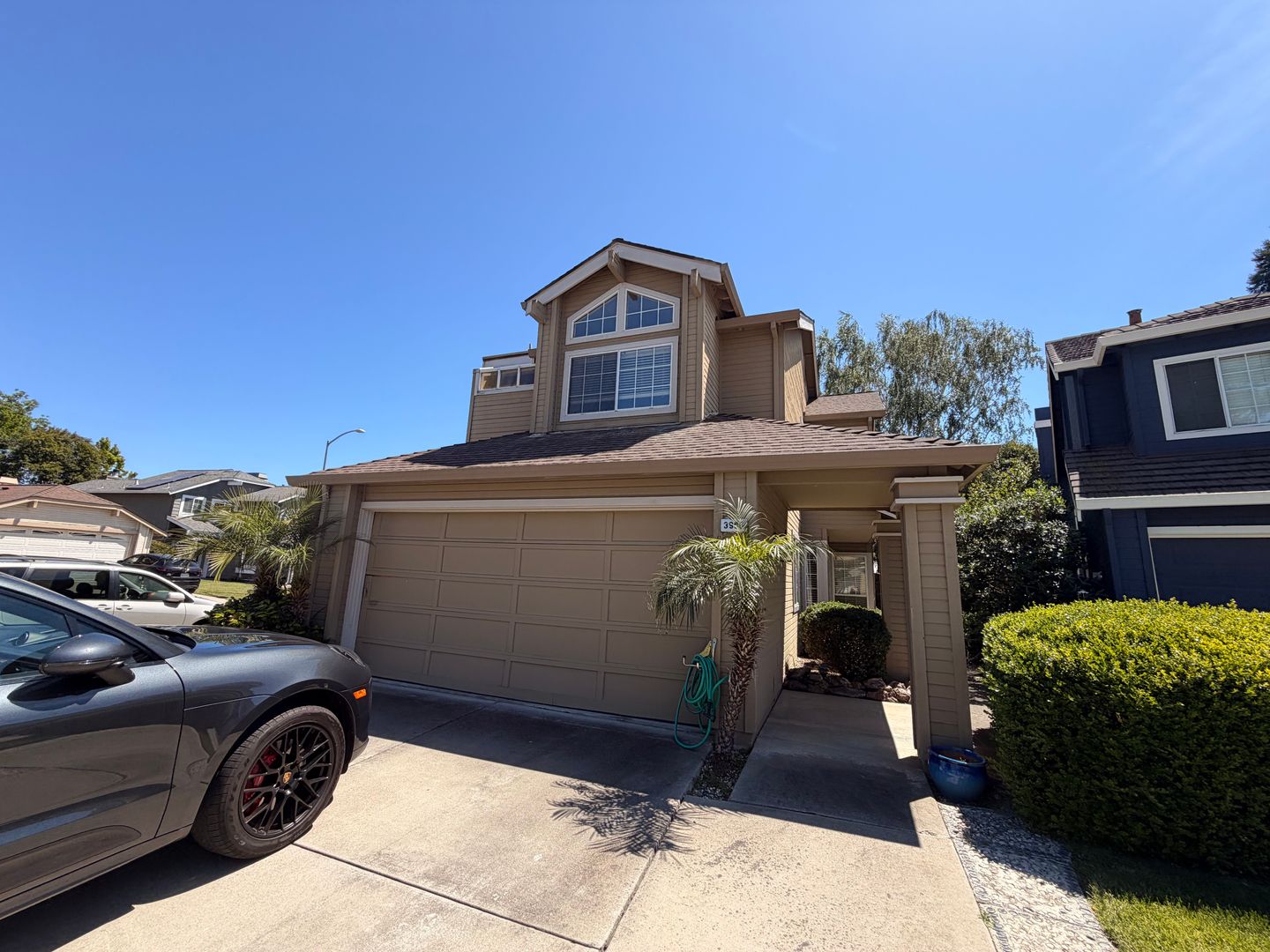 Pleasanton House: 3906 Eilene Court
