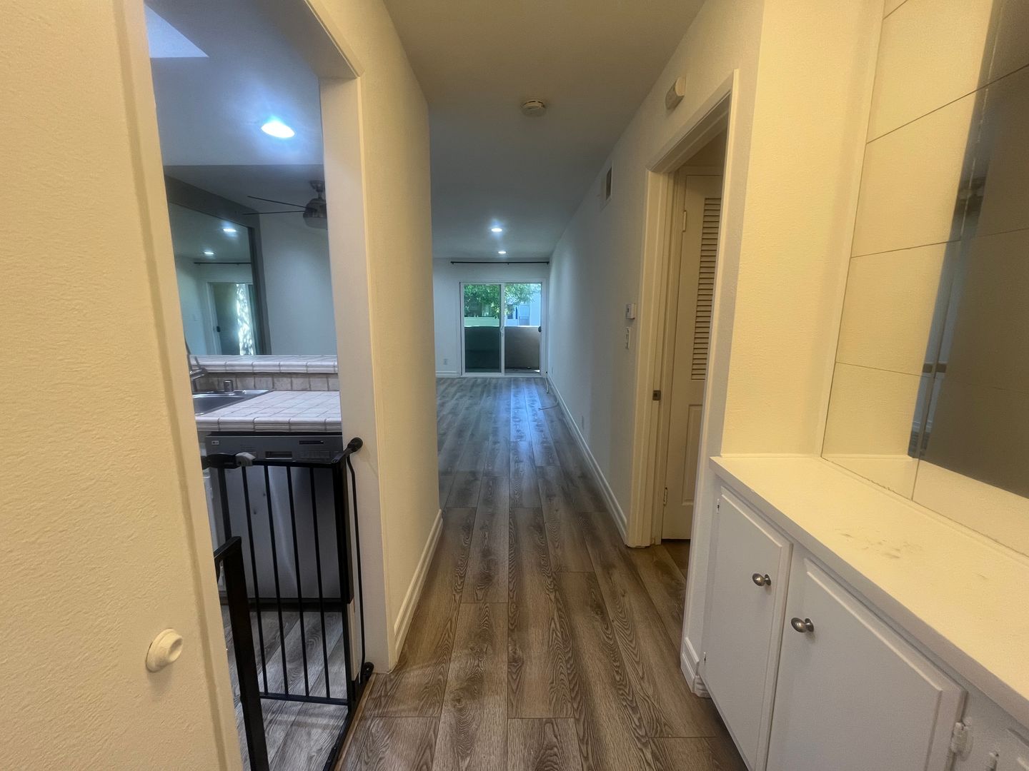 Anaheim House: 278 N. Wilshire C12