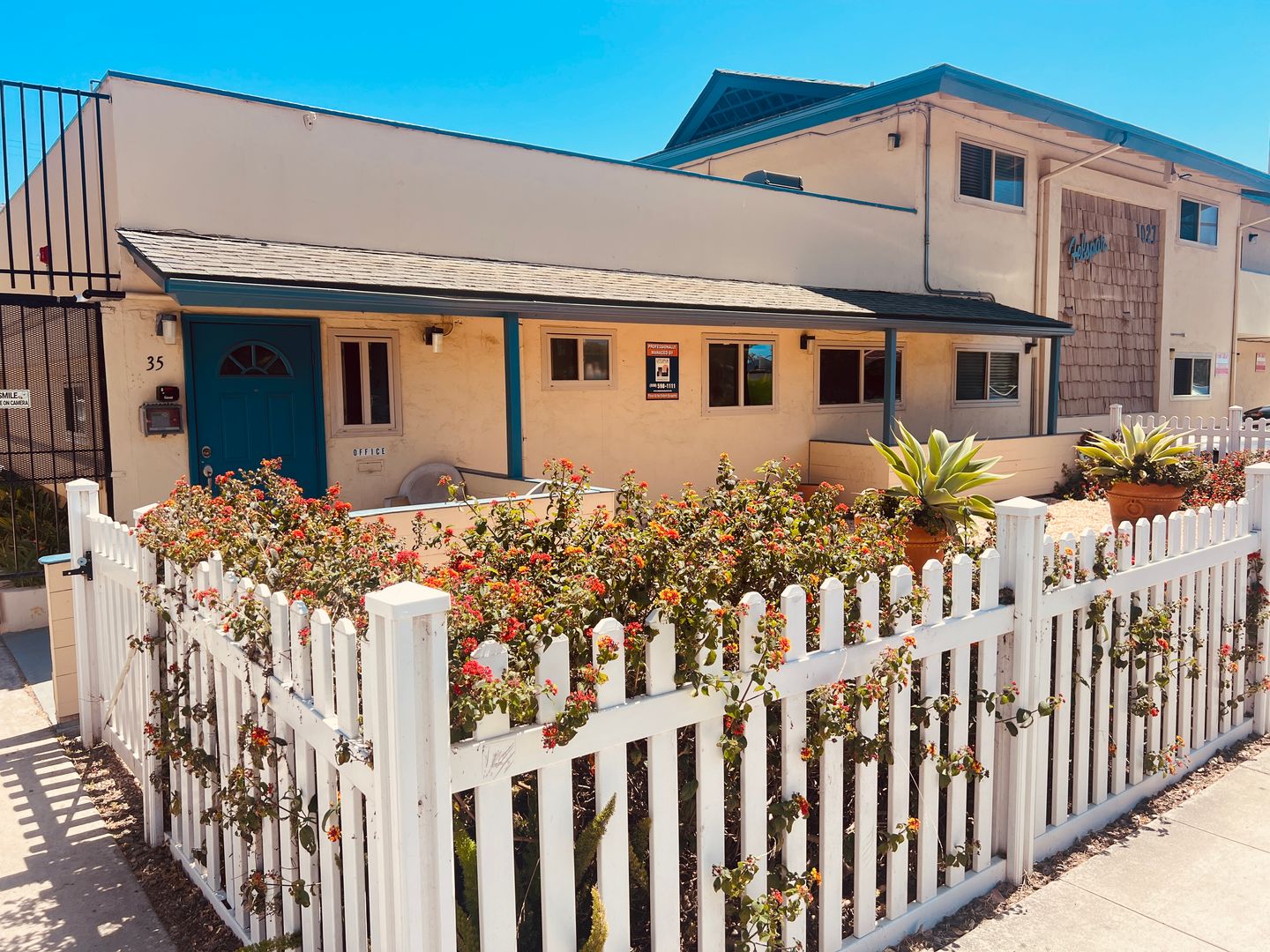 San Diego Apartment: 1027 Felspar Street