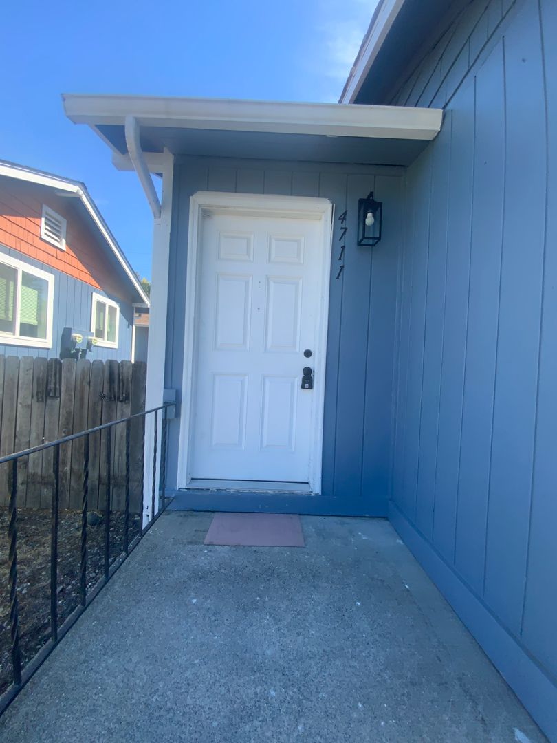 Lakewood Apartment: 4700 124th St Ct SW