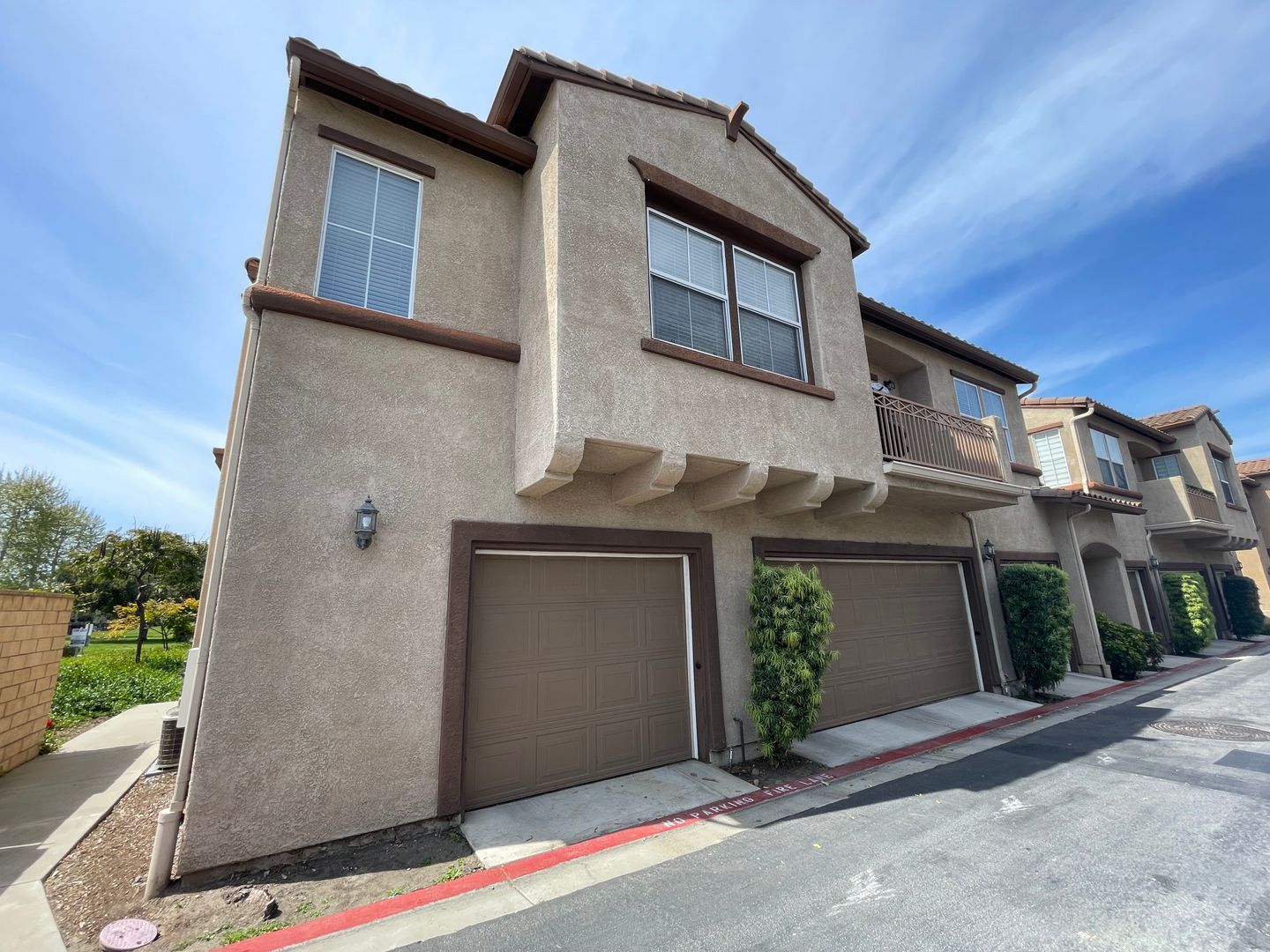 Oceanside House: 4479 Brisbane Way Unit 6