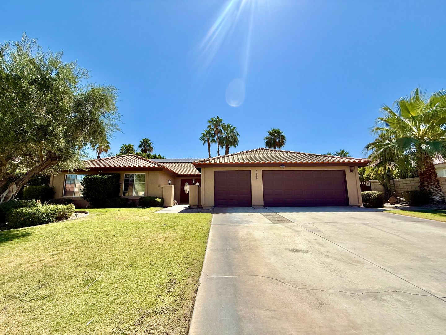 Palm Desert House: 39850 Regency Way