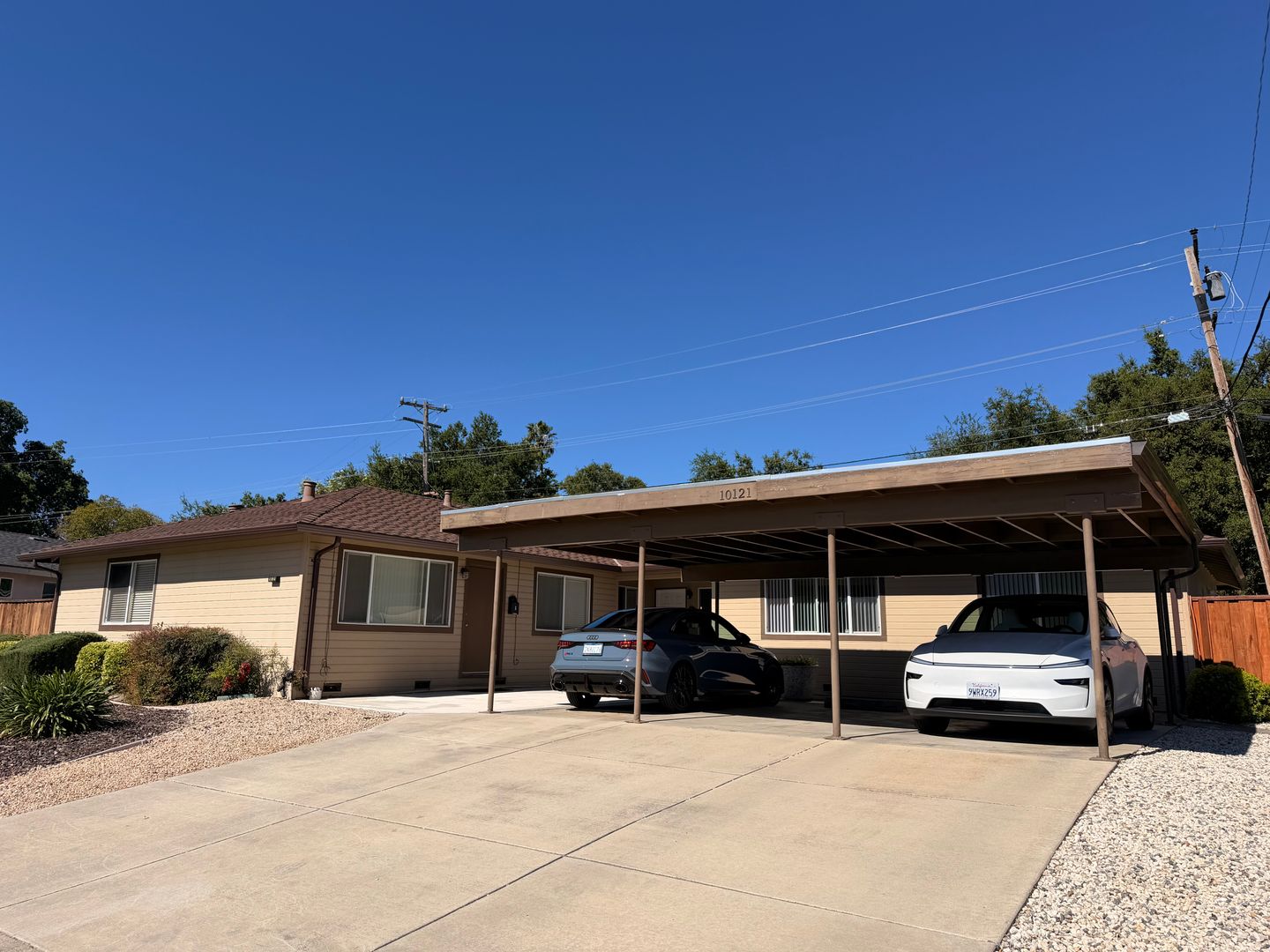 Cupertino Apartment: 10121 Craft Lane