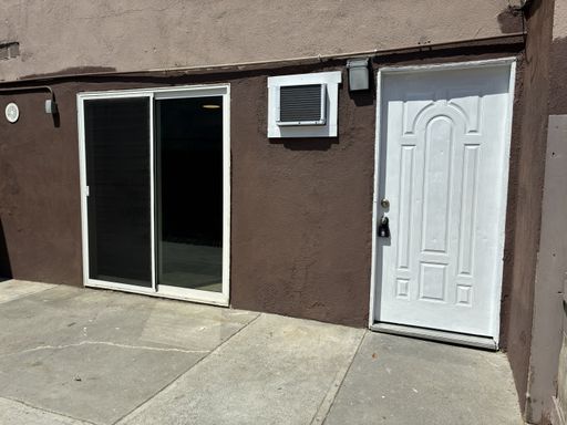Beautifully Updated Home Near I-10 & I-15 **MOVE IN SPECIAL** – photo 1
