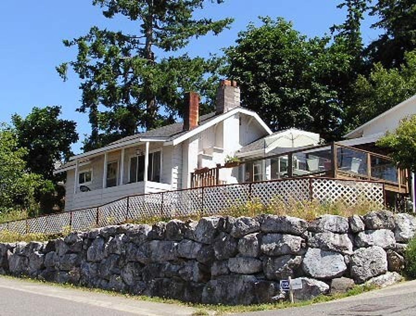 Bellingham House: 2900 Haggin Street