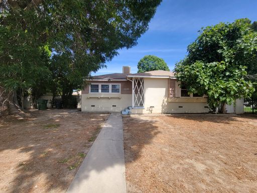 **Price Reduced** Spacious 3 Bedroom Canoga Park House – photo 1