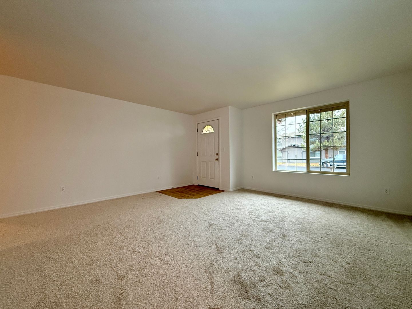 Redmond Multiplex: 1614 SW Metolius Ave