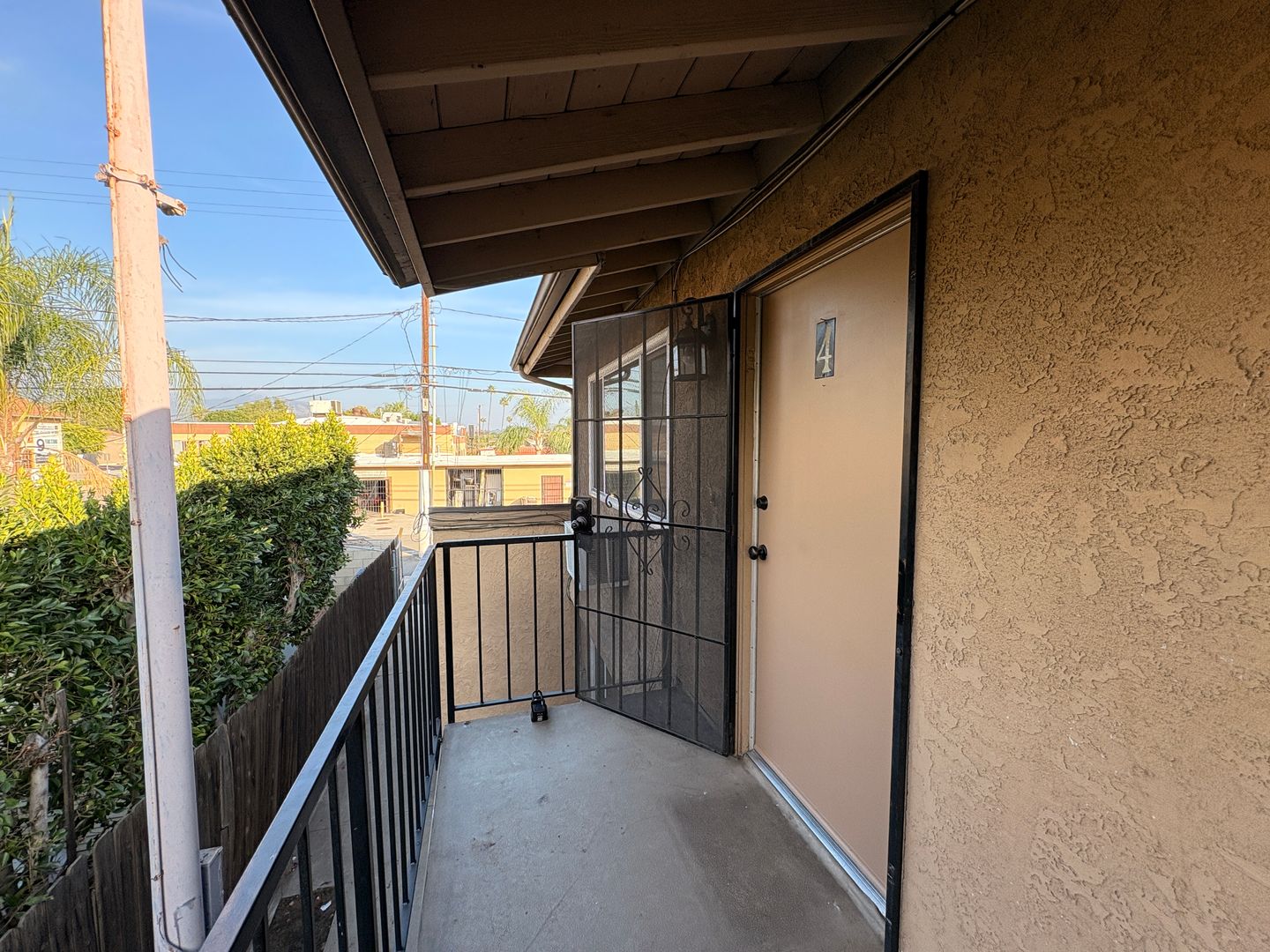 Azusa Apartment: 342 N. San Gabriel Blvd