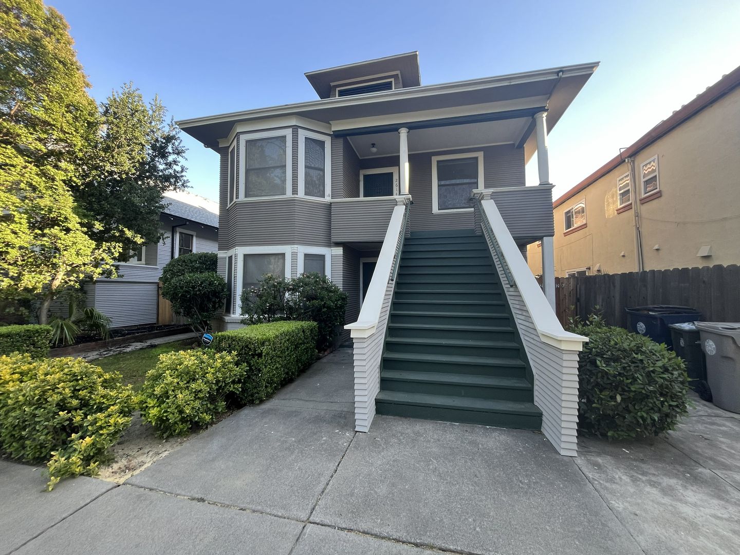 Sacramento Apartment: 2612-2614 Q ST