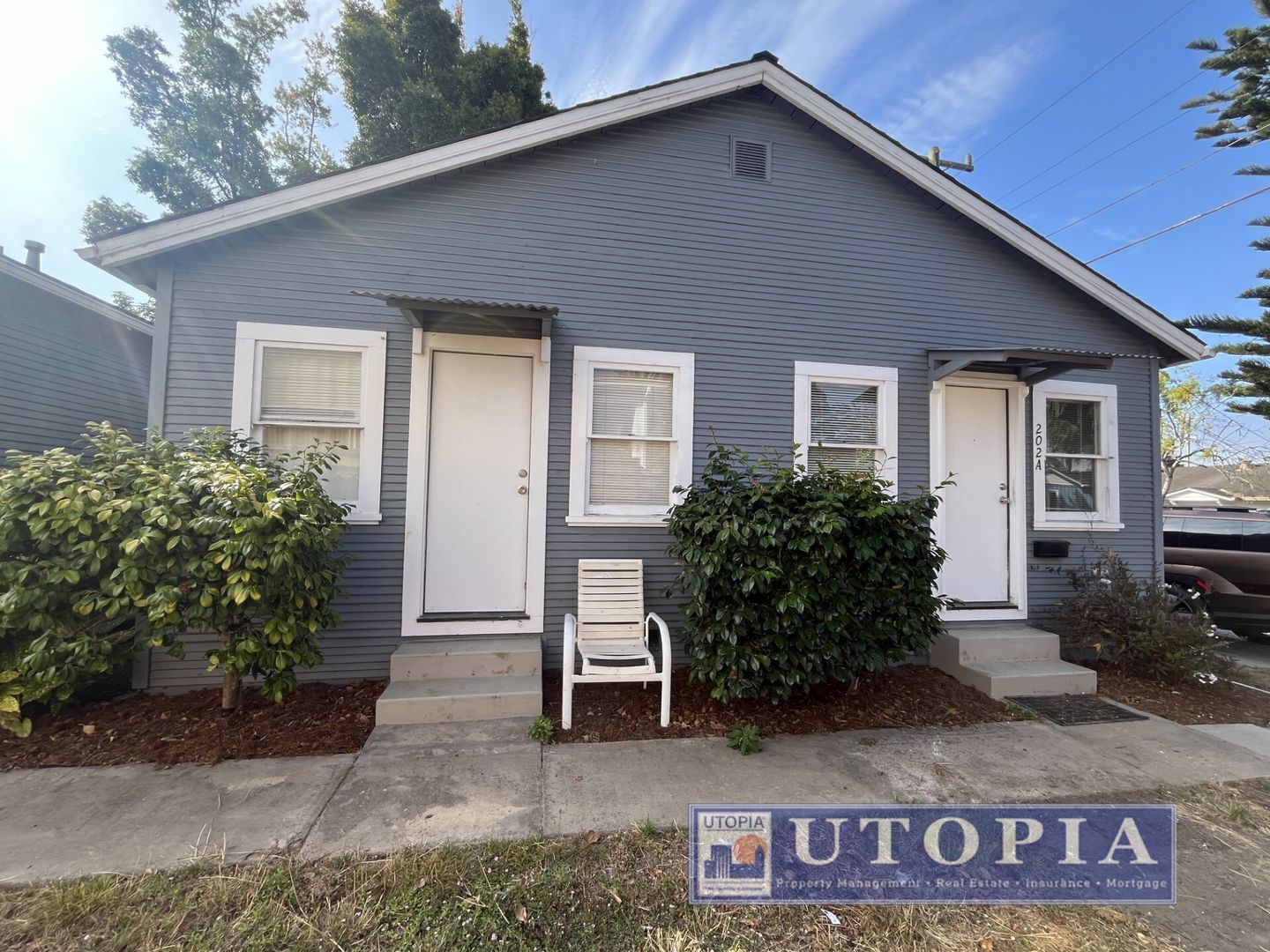 Capitola Apartment: 204 Hollister Ave.