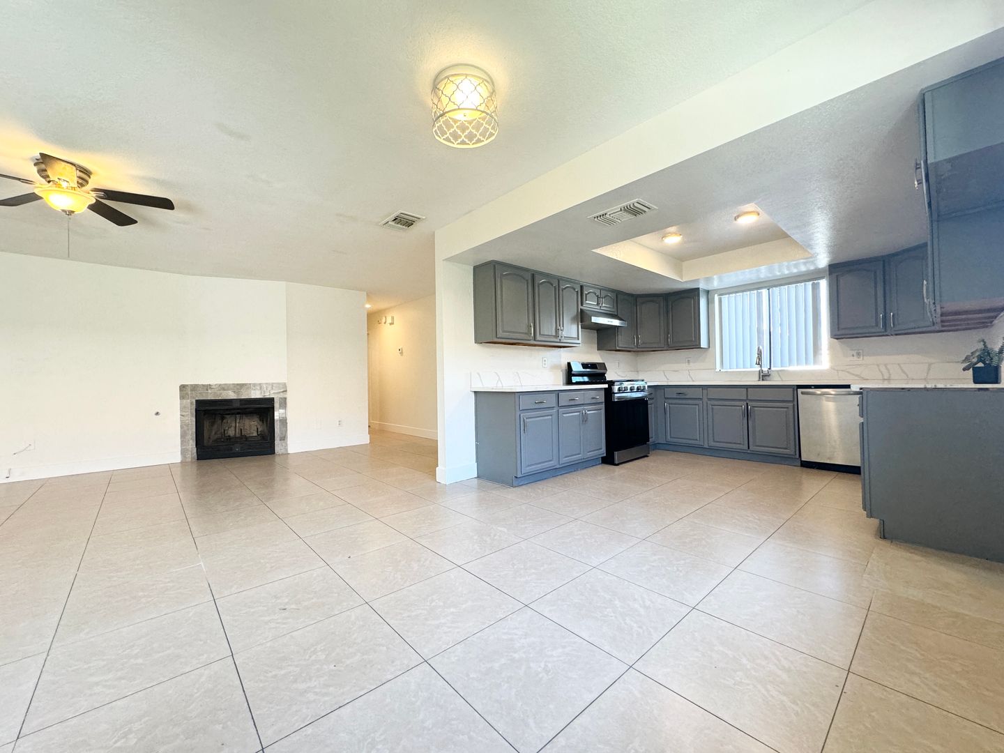Cathedral City Apartment: 32881 Navajo Trl - 4