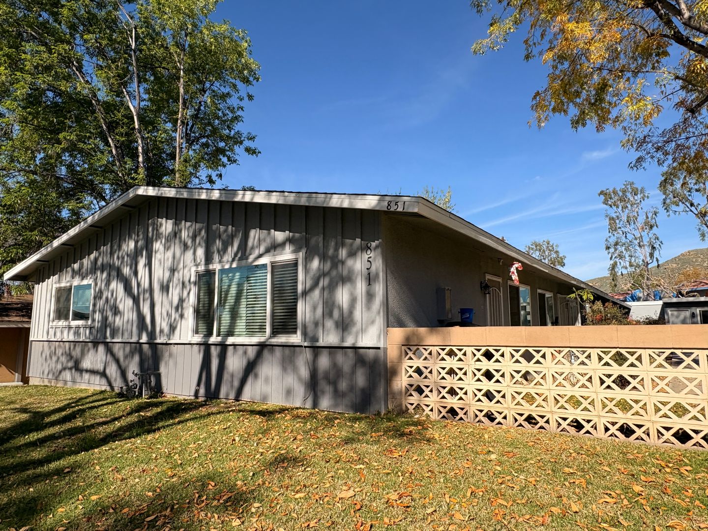 Riverside Apartment: 851 Prescott Way