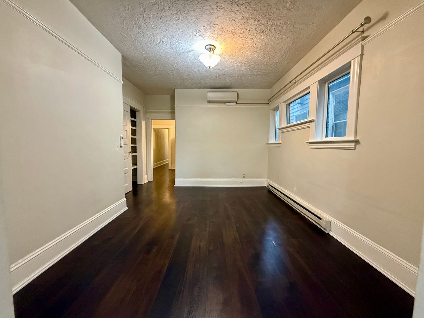 Portland Apartment: 2360 NW Glisan Street