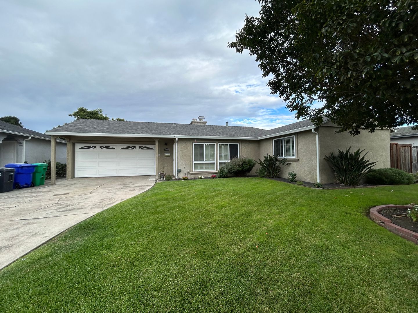 San leandro House: 14062 Corvallis Street