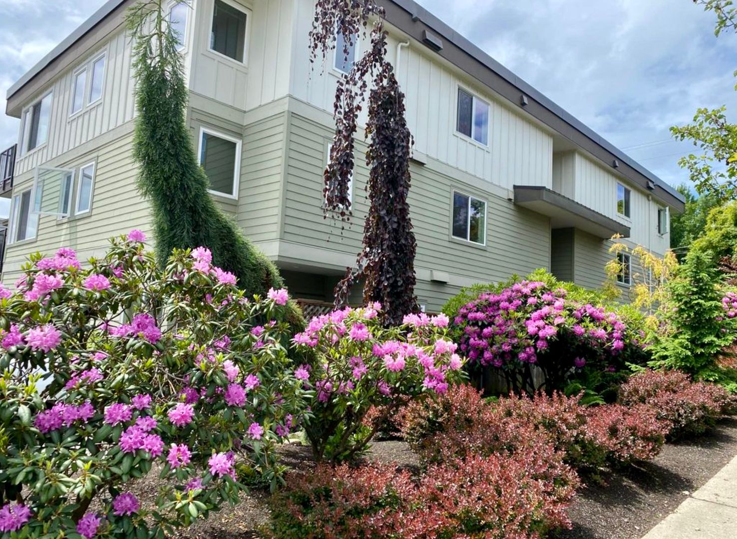 Seattle Apartment: 601 Prospect St - # 102