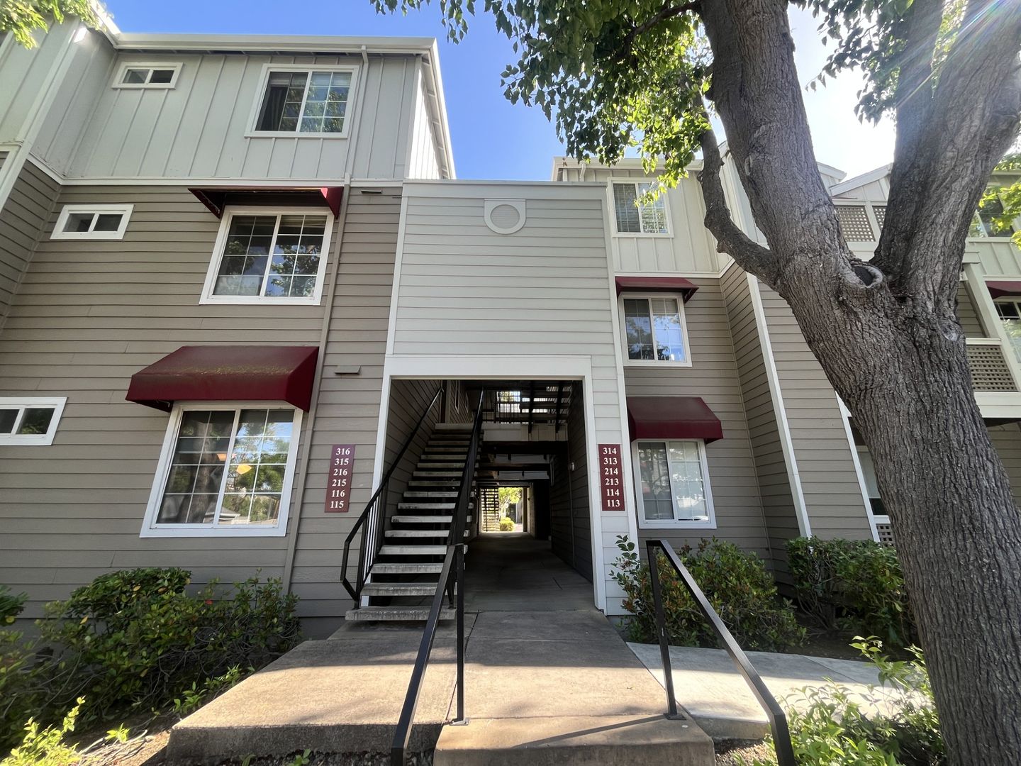 Sunnyvale House: 250 Santa Fe #303