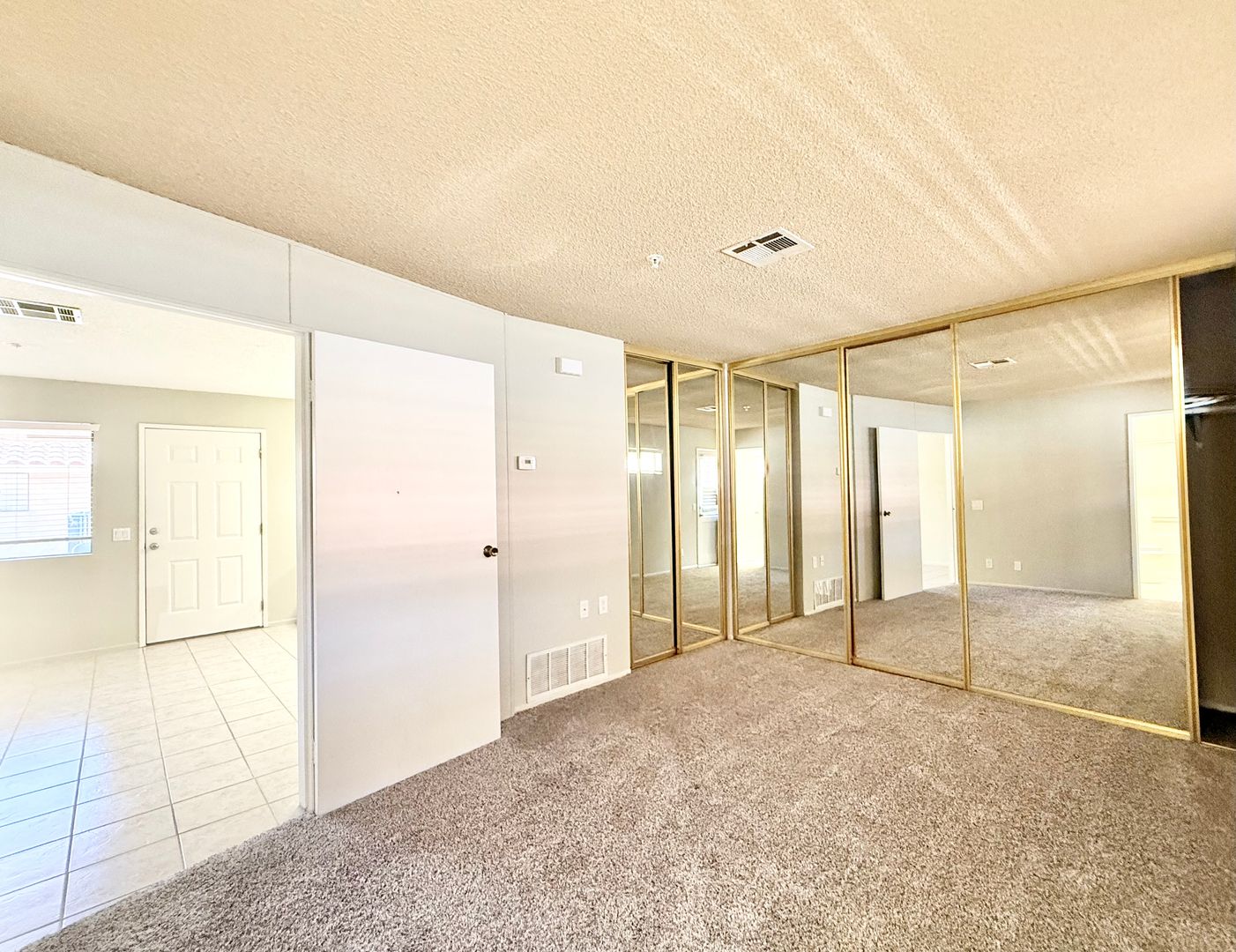 Palm Desert Apartment: 44620 San Rafael Avenue - Unit 01
