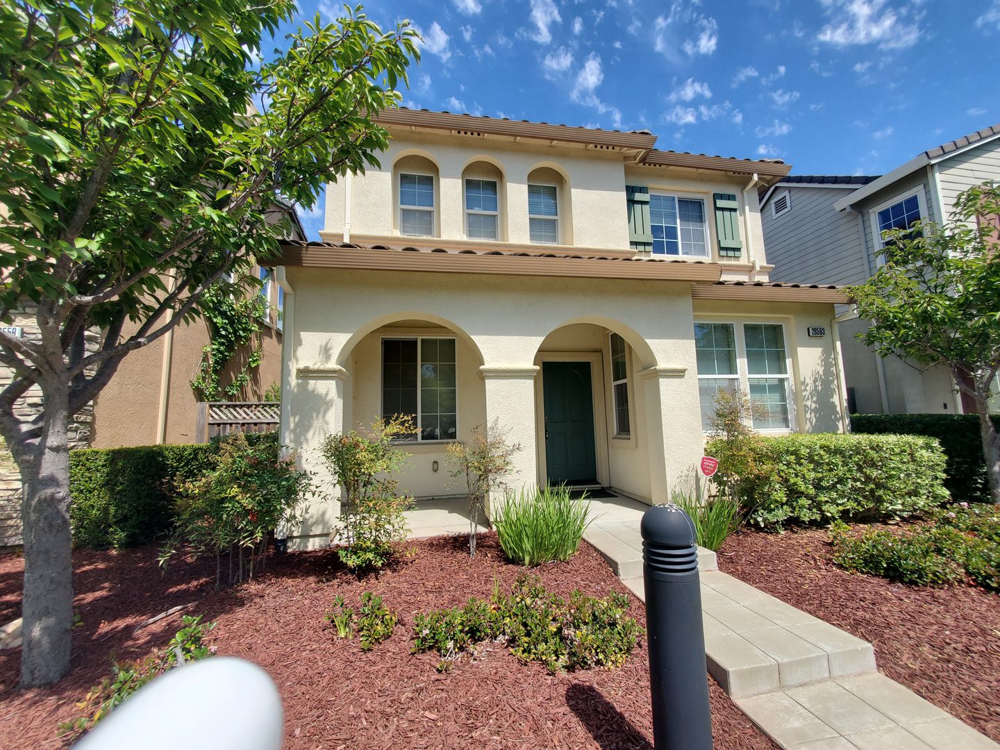 Hayward House: 28563 Starboard Ln