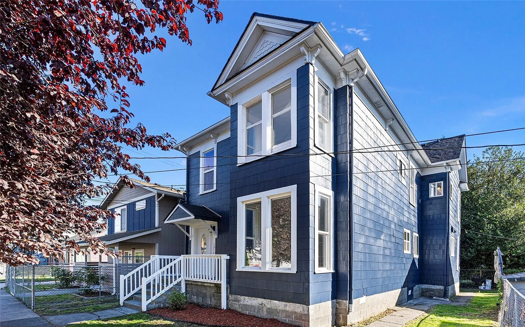 Tacoma Apartment: 1214 8th Street