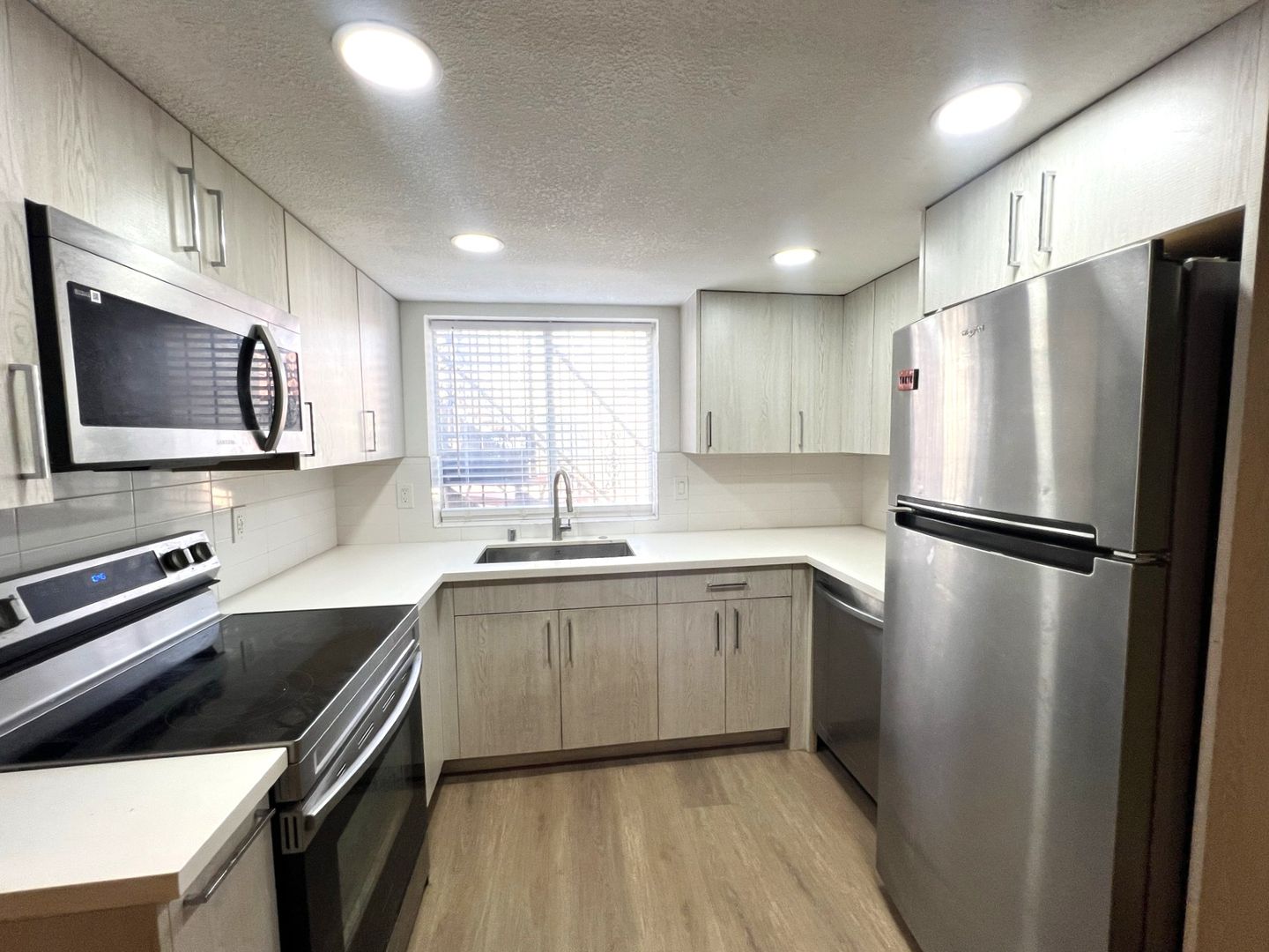 North Las Vegas Condo: 2201 Sun Ave