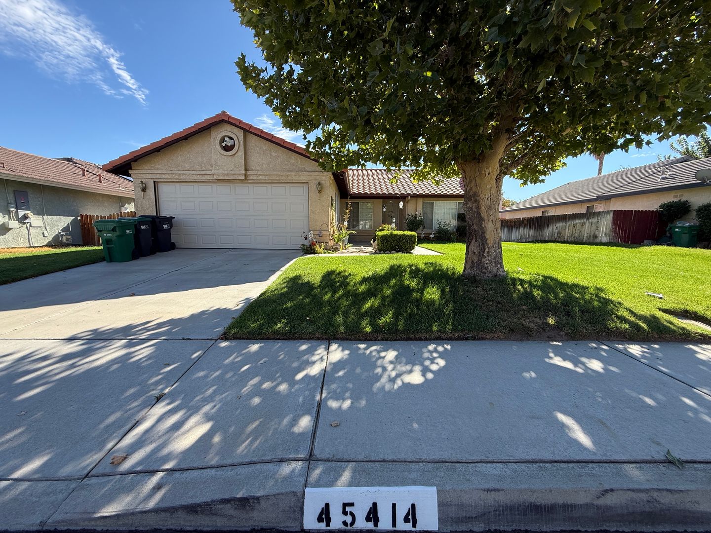 Lancaster House: 45414 17th St. East