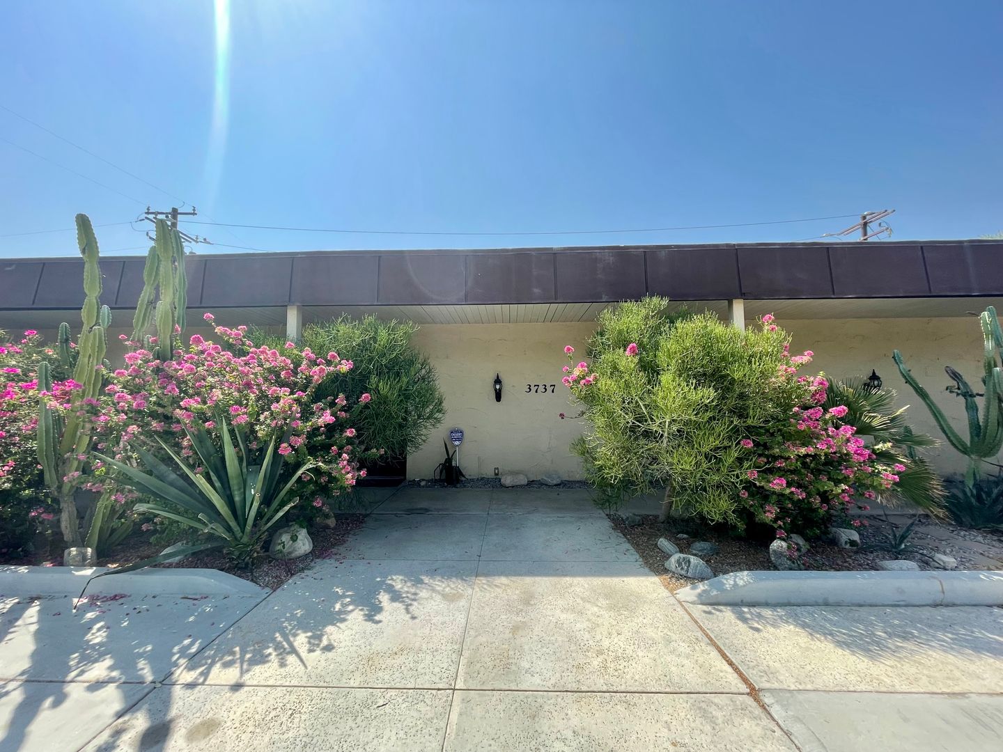 Palm Springs Apartment: 3737 East Calle De Carlos - Unit 4