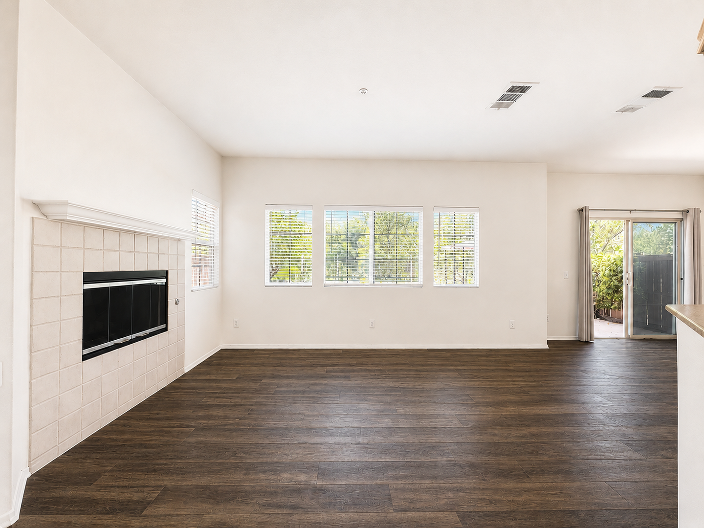 Murrieta Condo: 39930 Alpine Union St.