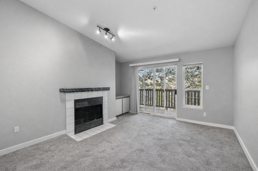 2BR Condo w/ Vaulted Ceilings, W/D, Parking & Amenities – photo 1