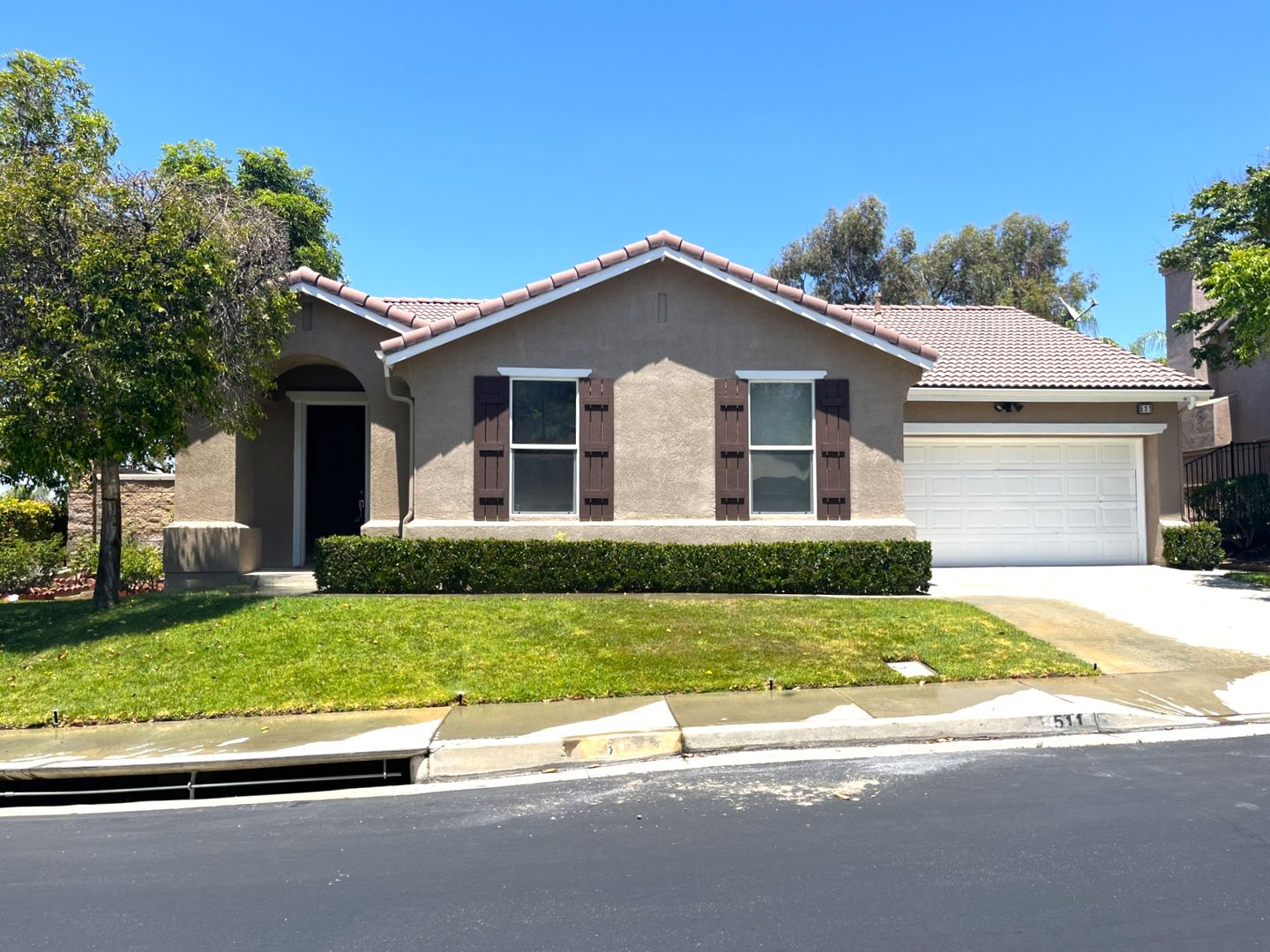Corona House: 511 Shasta Drive