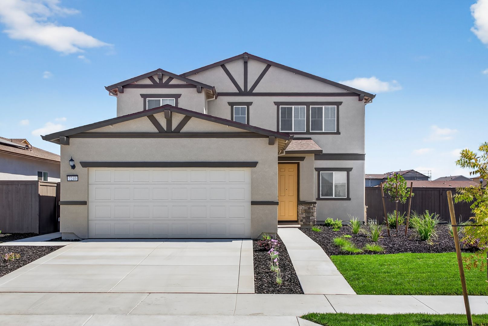 Stockton House: 7240 Wakeby Way