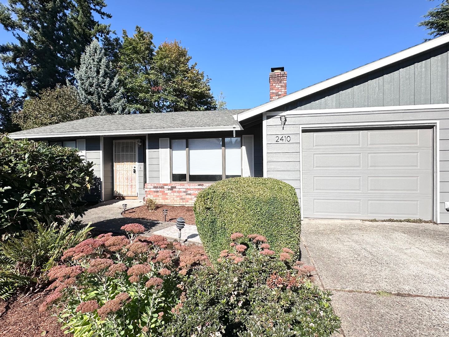 Portland Apartment: 2410 NE 162nd Ave