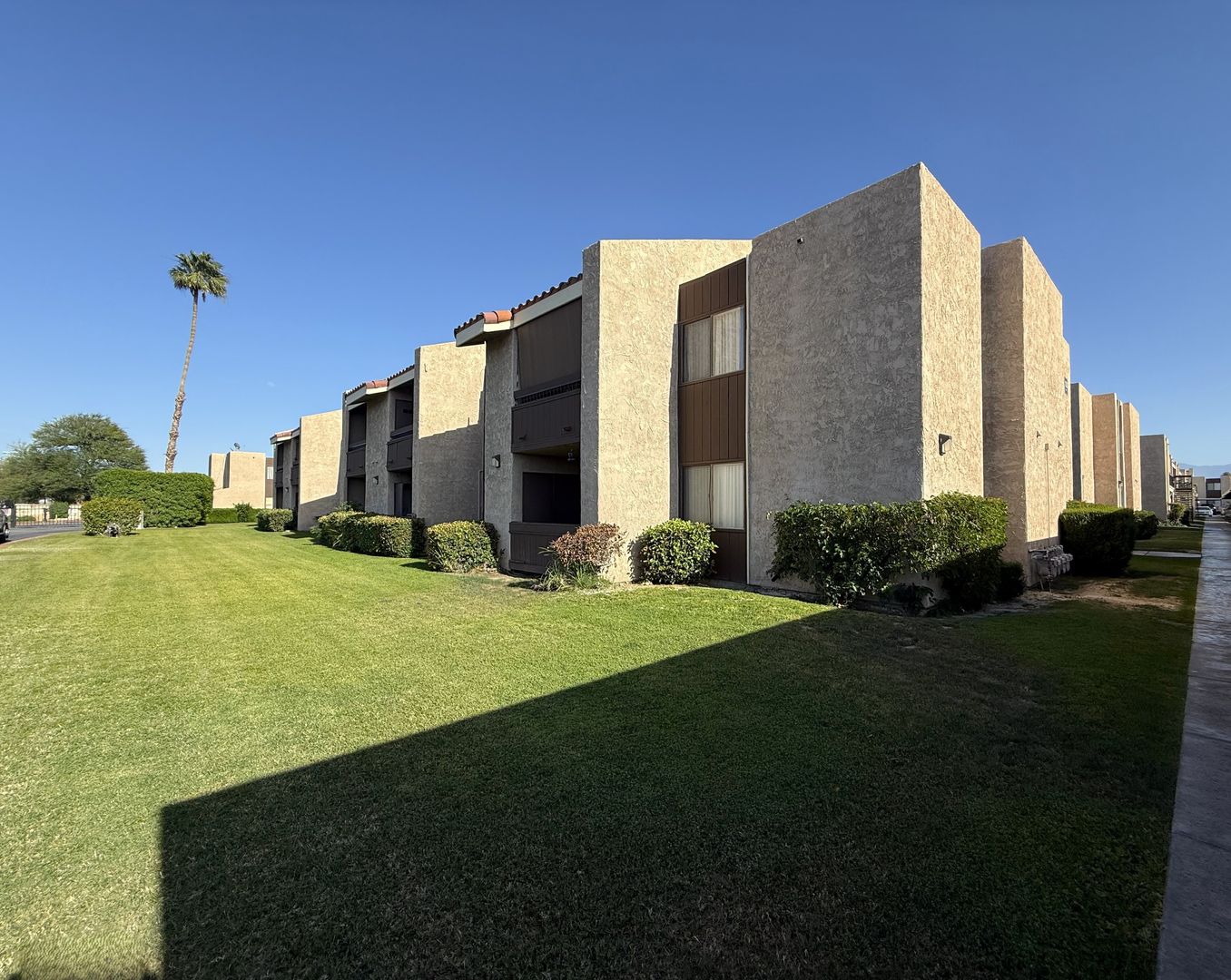 Indio Apartment: 81351 Fred Waring Drive