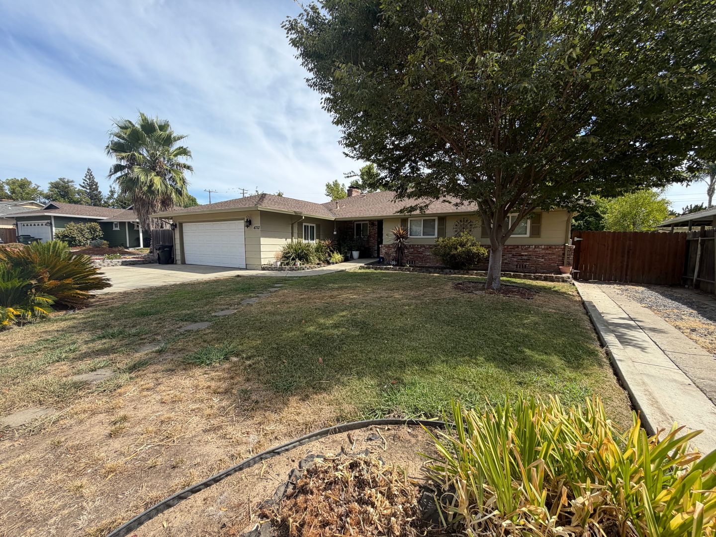 Carmichael House: 4752 Crestview Dr