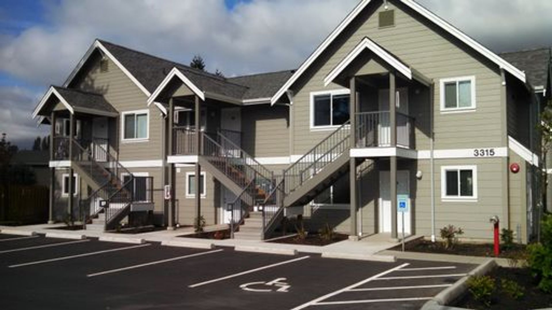 Bellingham Apartment: 3314 3318 3322 3326 Galena Lane