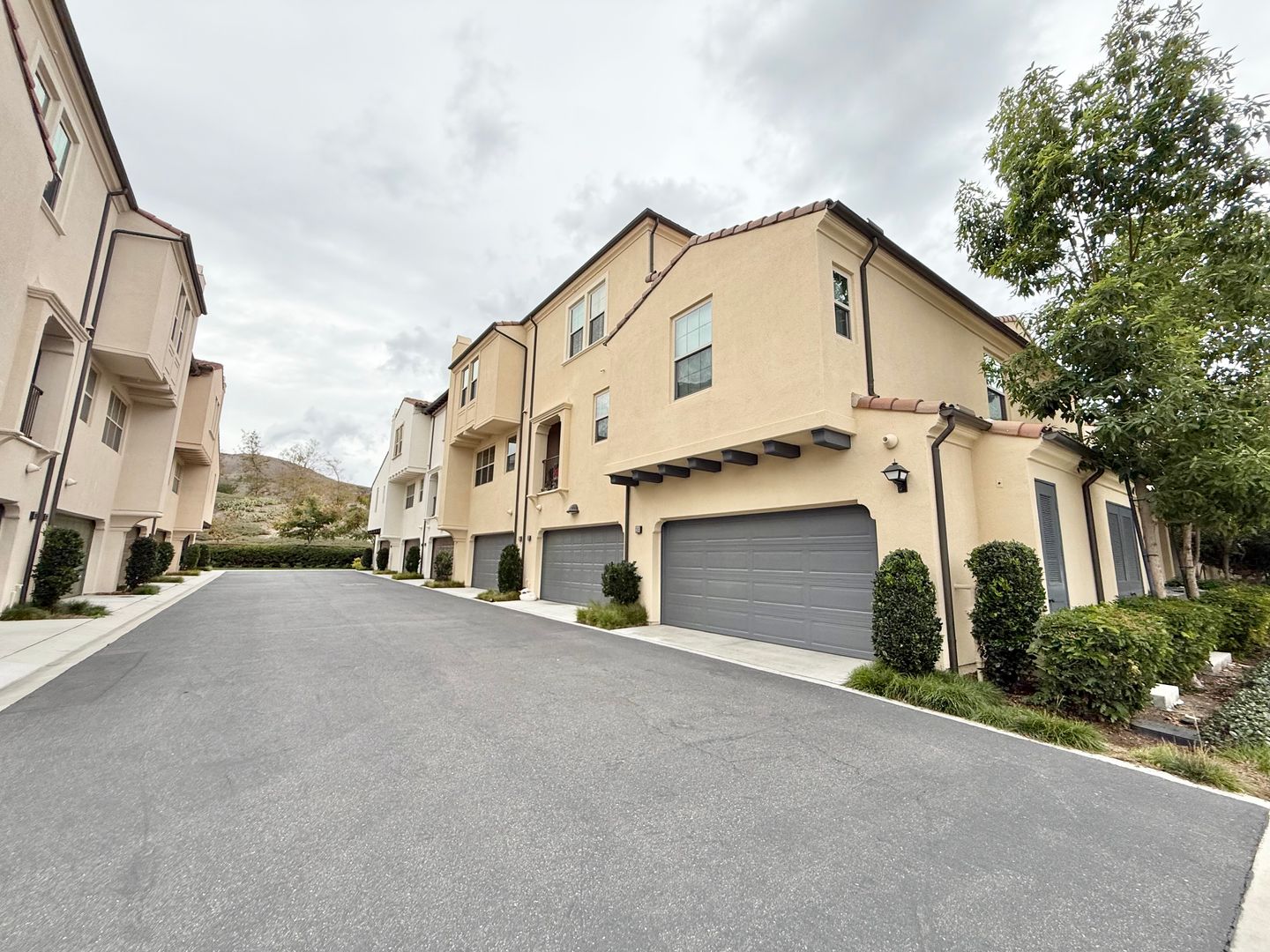 Irvine House: 197 Elkhorn