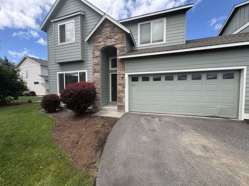 EMMACULATE & SPACIOUS 3bd Townhome w/Double Garage and landscaping included! – photo 1