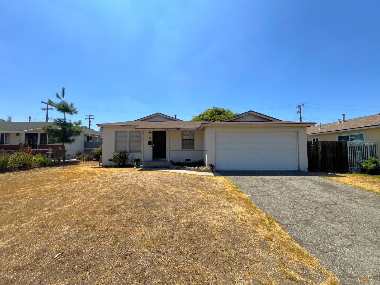 Glendora House: 1240 Allen Avenue