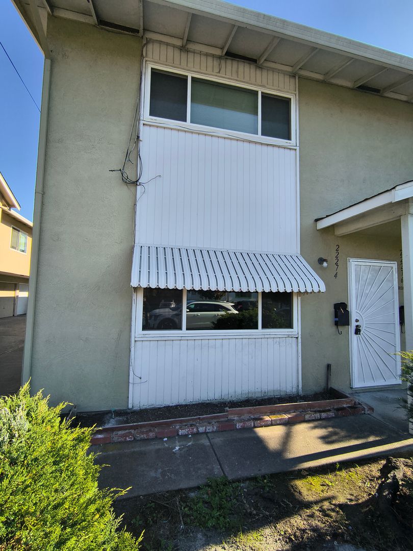 Castro Valley Apartment: 22274 N. Sixth St