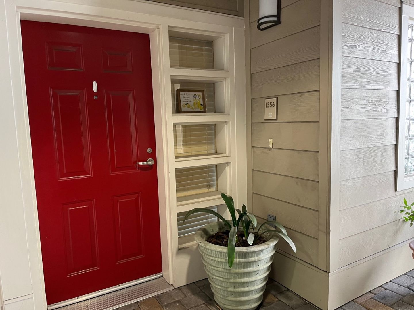 Emeryville House: 1556 Brunswig Lane