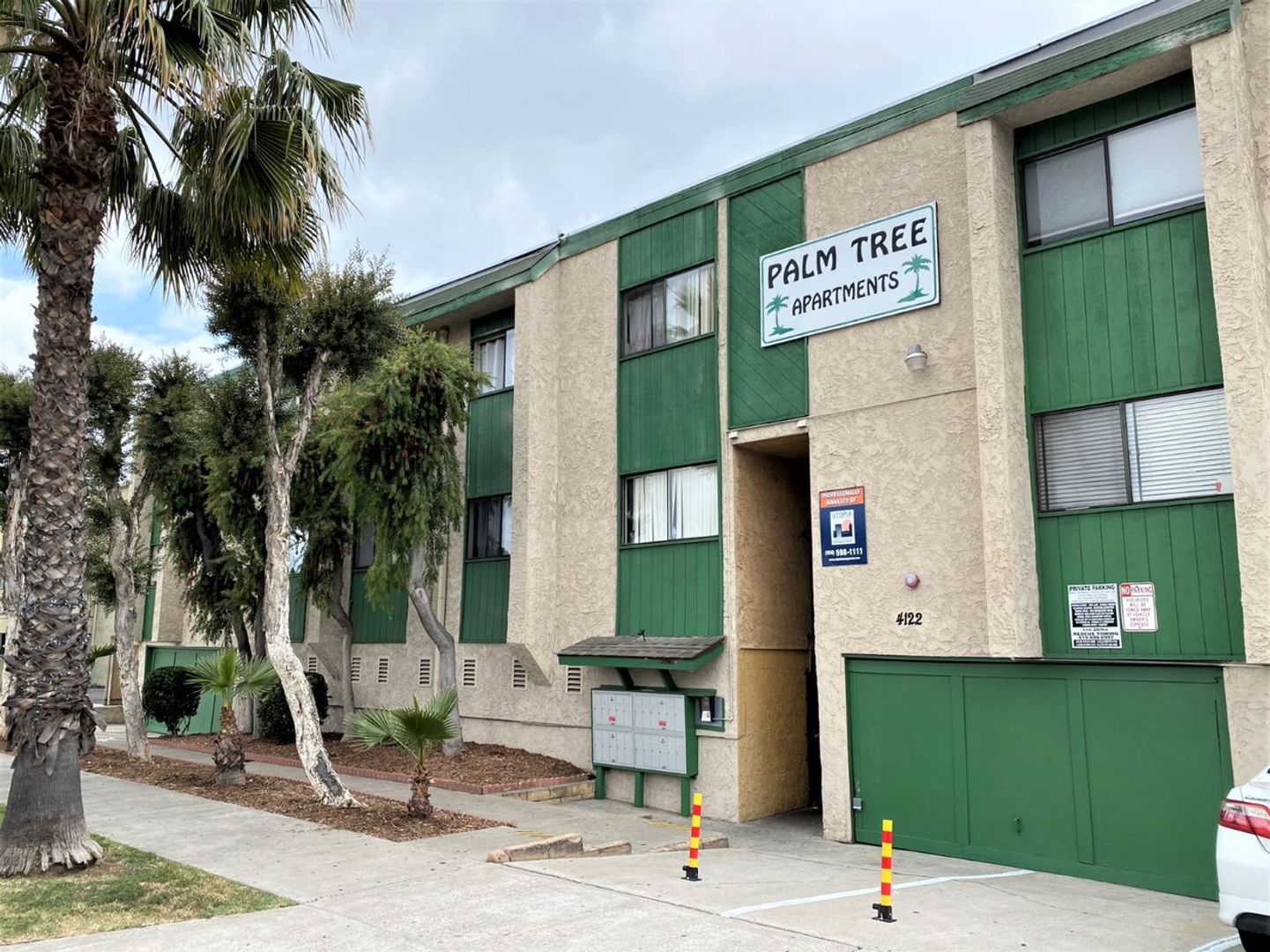 San Diego Apartment: 4122 Marlborough Ave