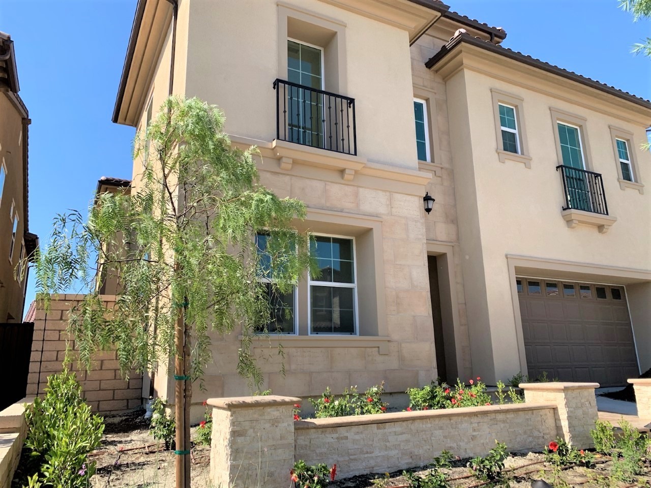 Lake Forest House: 29 Caspian
