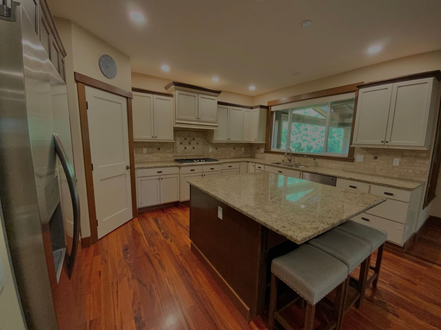 Snohomish House: 13003 Roosevelt Rd