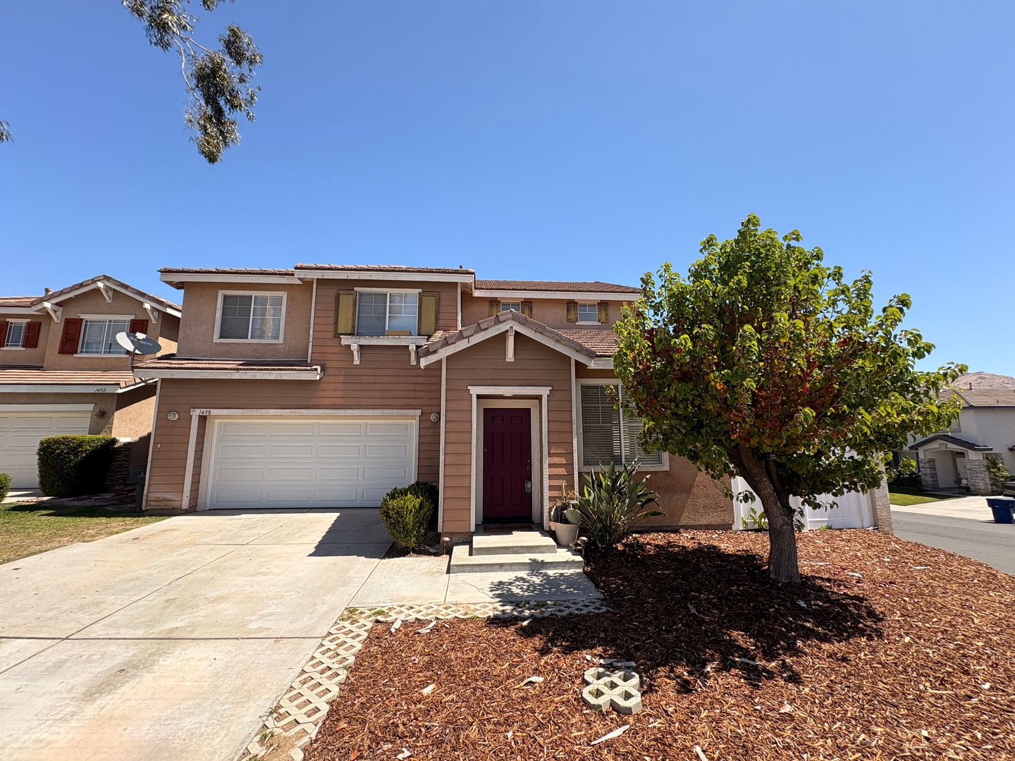 Riverside House: 1498 Haddington Dr