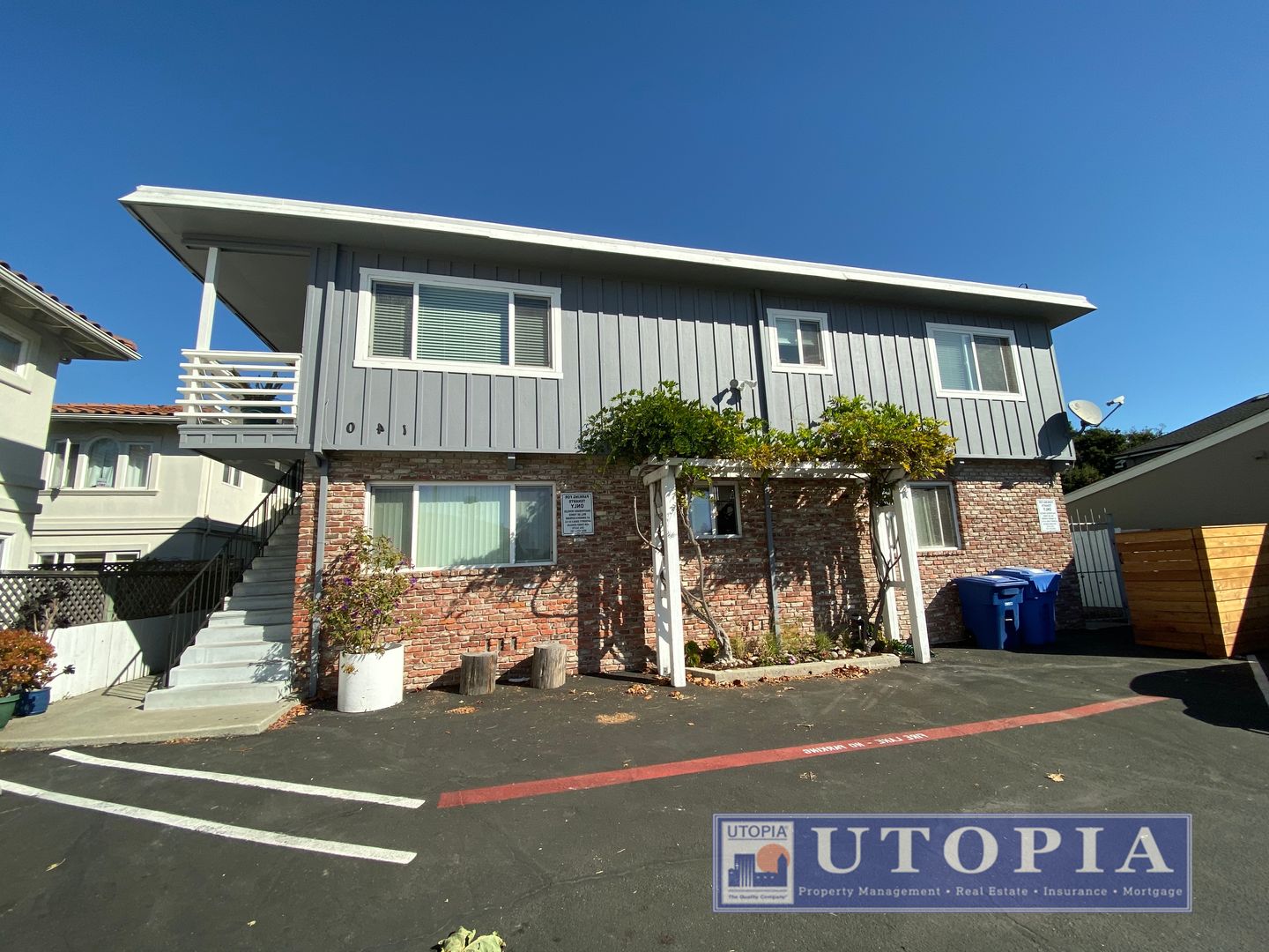 Santa Cruz Apartment: 140 Bay Street