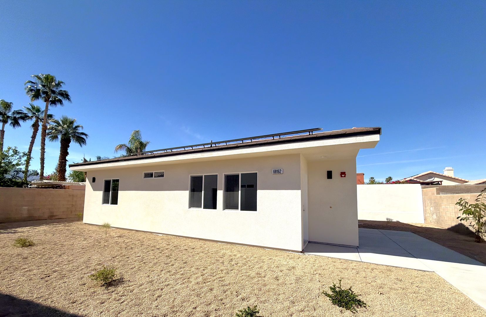 Cathedral City Multiplex: 68160 - 68162 Modalo Rd