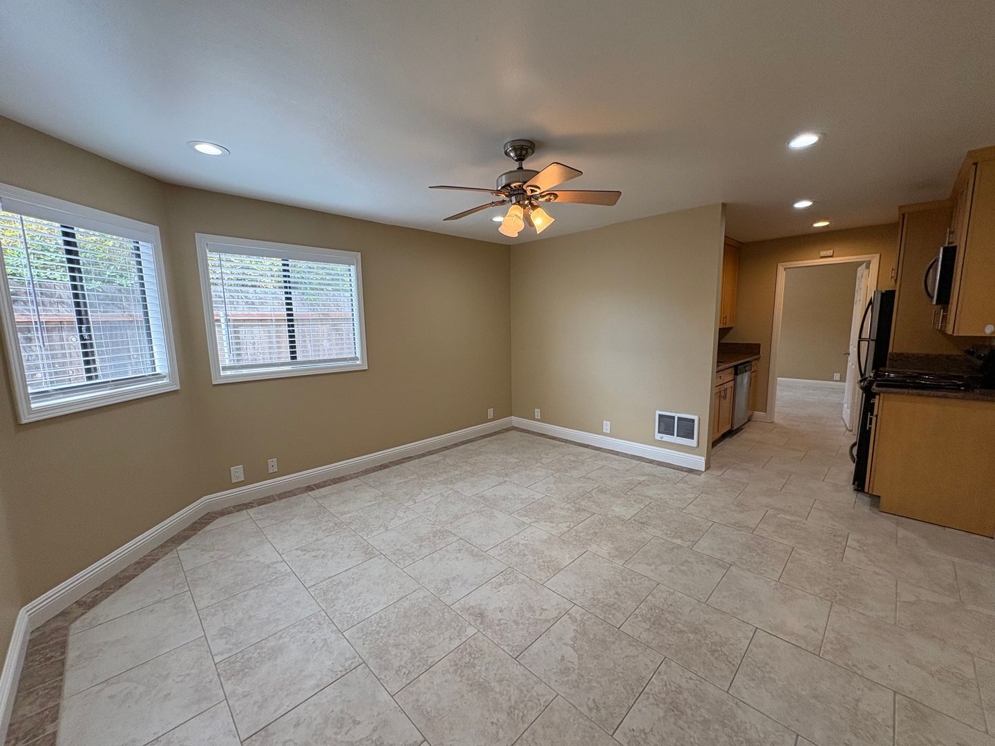 Encinitas Apartment: 1075 N Vulcan Ave