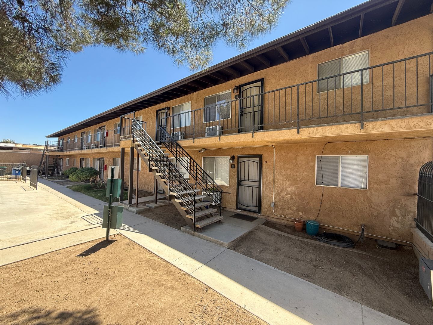 Palmdale Apartment: 524 E. Ave Q12 - Unit 16