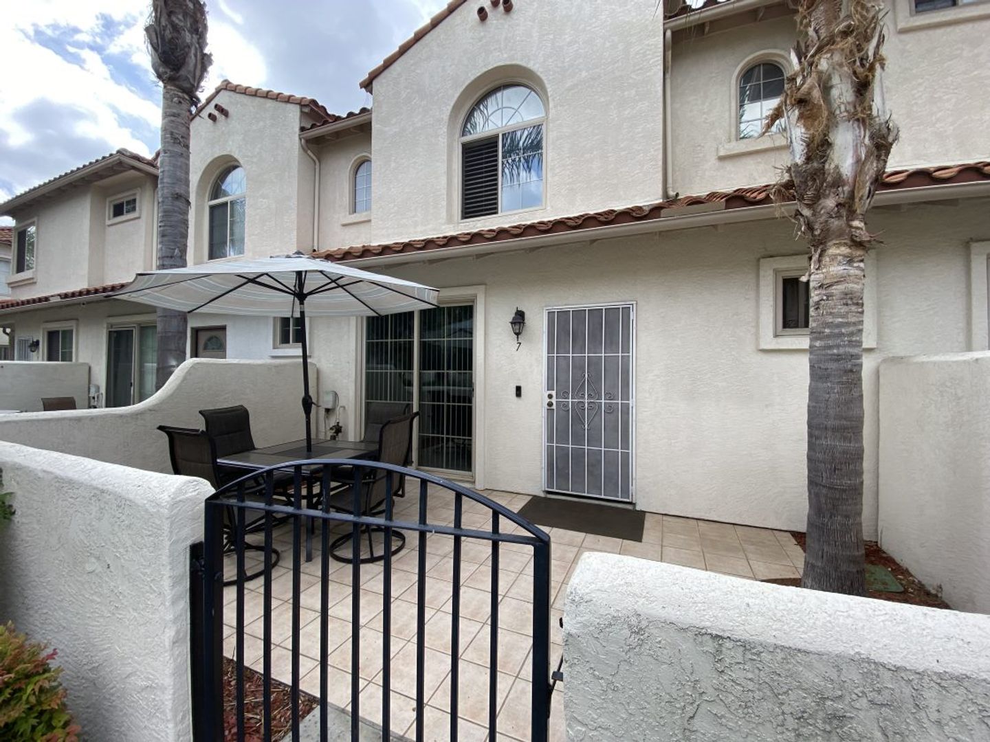 Oceanside House: 4006 Craven Road #7