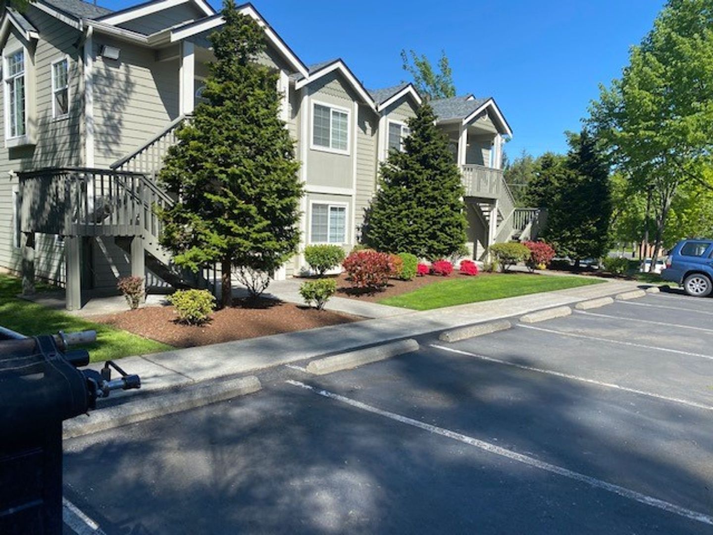 Bellingham Apartment: 3340 Southbend Pl
